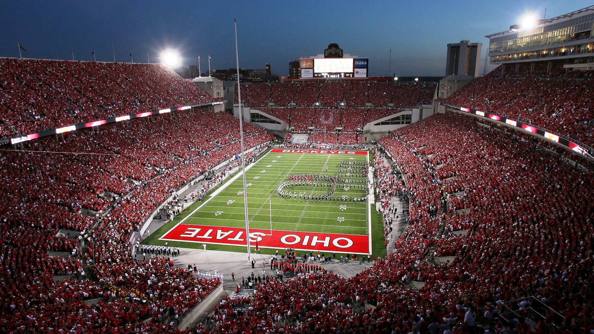 中超裁判水平亟需提升，确保比赛公平公正，中超裁判争议